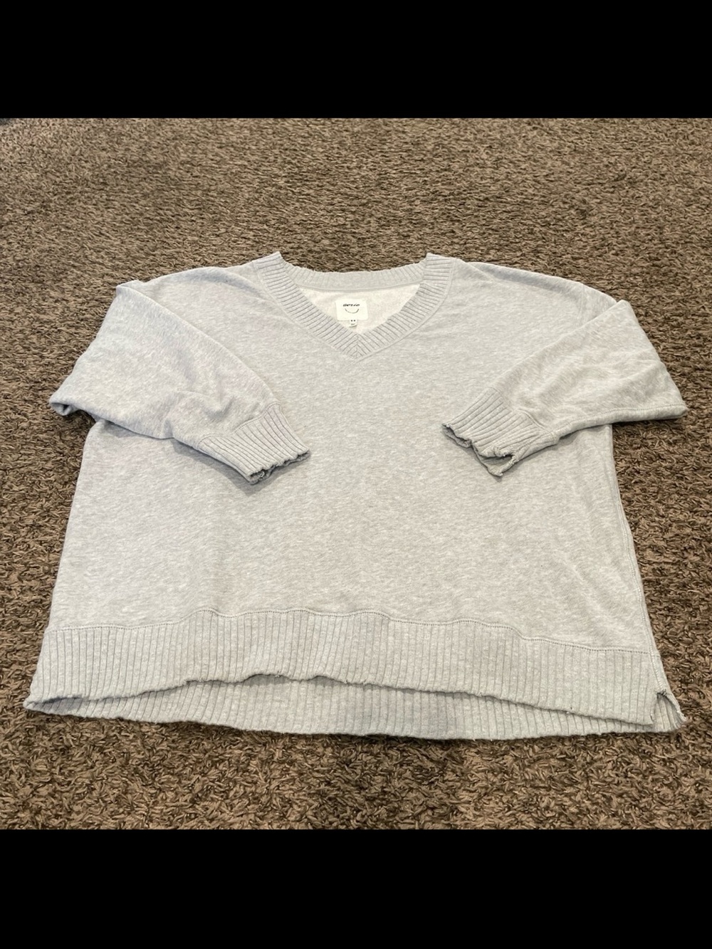 aerie oversized, distressed, V-neck sweatshirt, medium